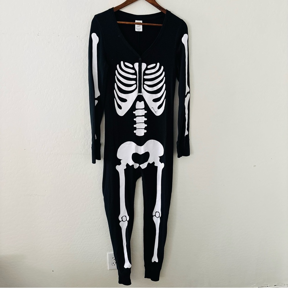 PINK Victoria's Secret Black Skeleton Women’s Pajama‎ Onsie Outfit Large